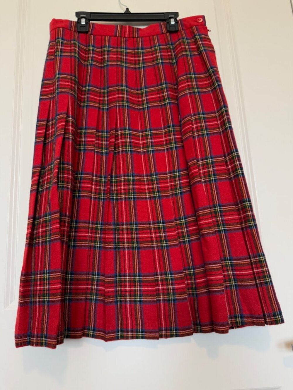 Vintage Barclay Square Red Tartan Pleated Skirt Wool Blend Size 15/16 Preppy